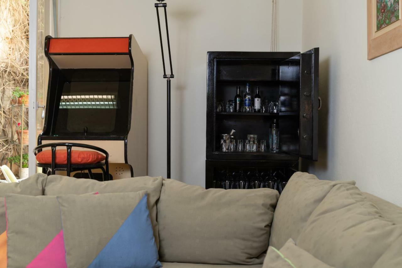 Acropolis Koukaki Loft Private Garden Apartment Athen